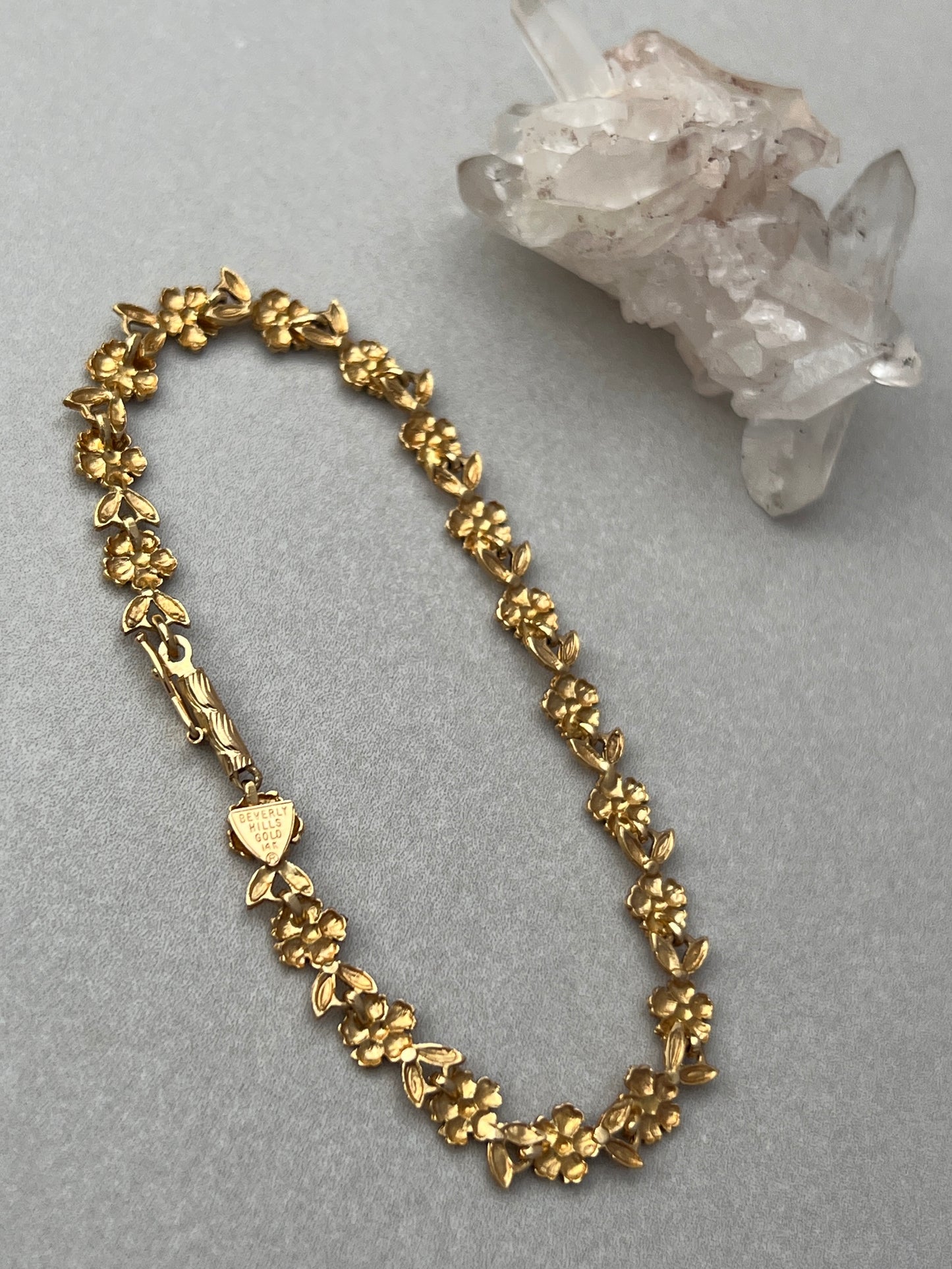 Vintage 14k Gold Floral Link Bracelet