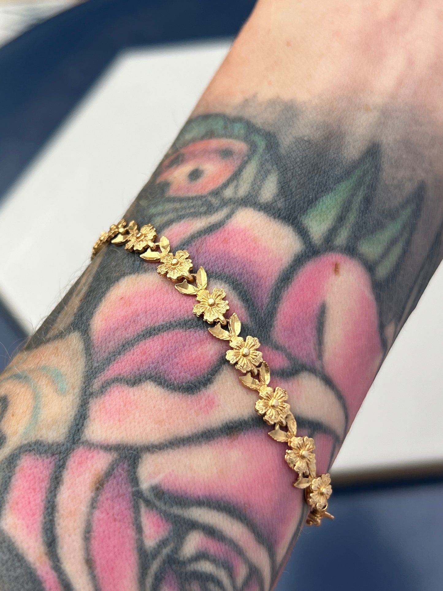 Vintage 14k Gold Floral Link Bracelet