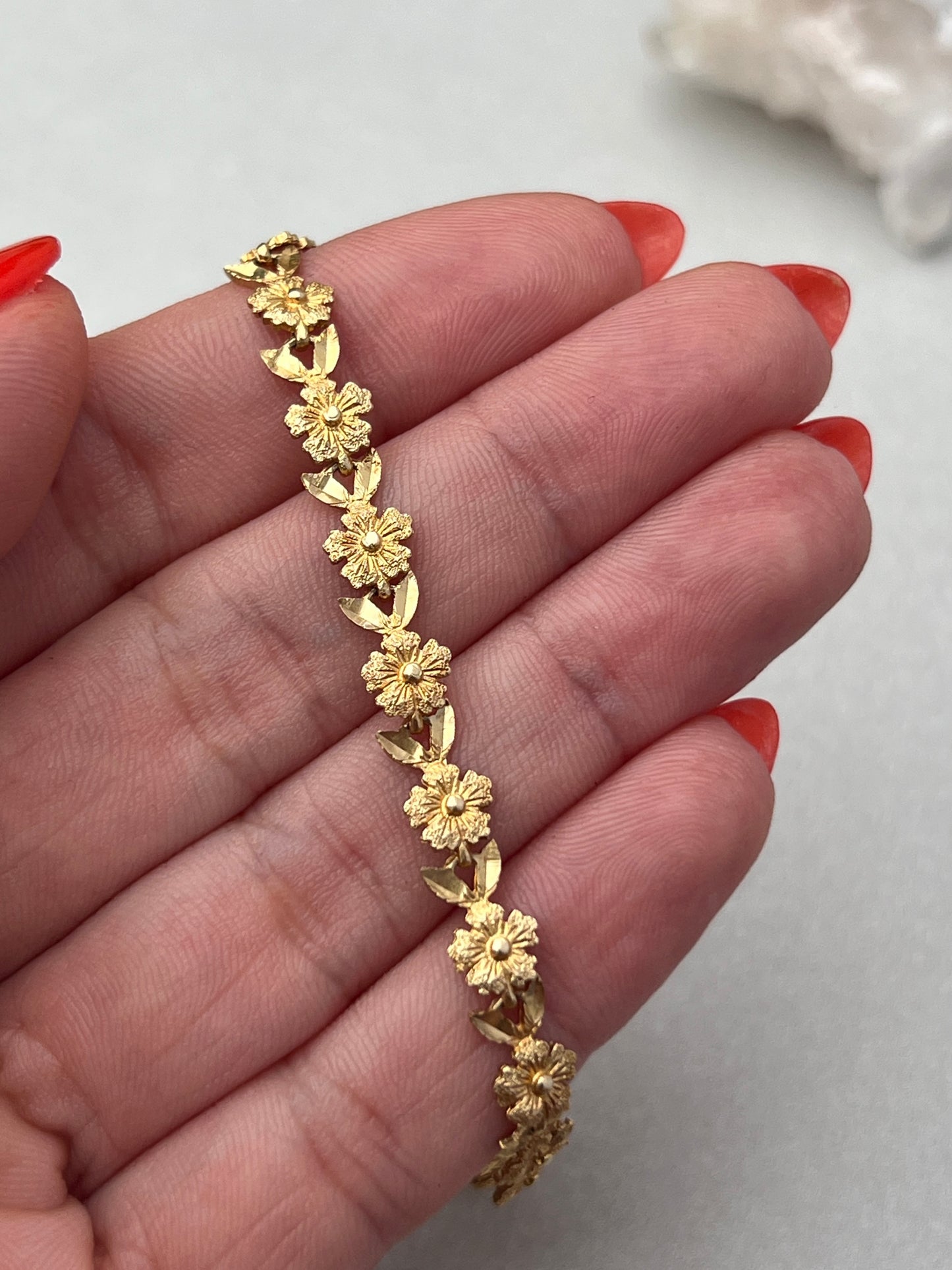 Vintage 14k Gold Floral Link Bracelet