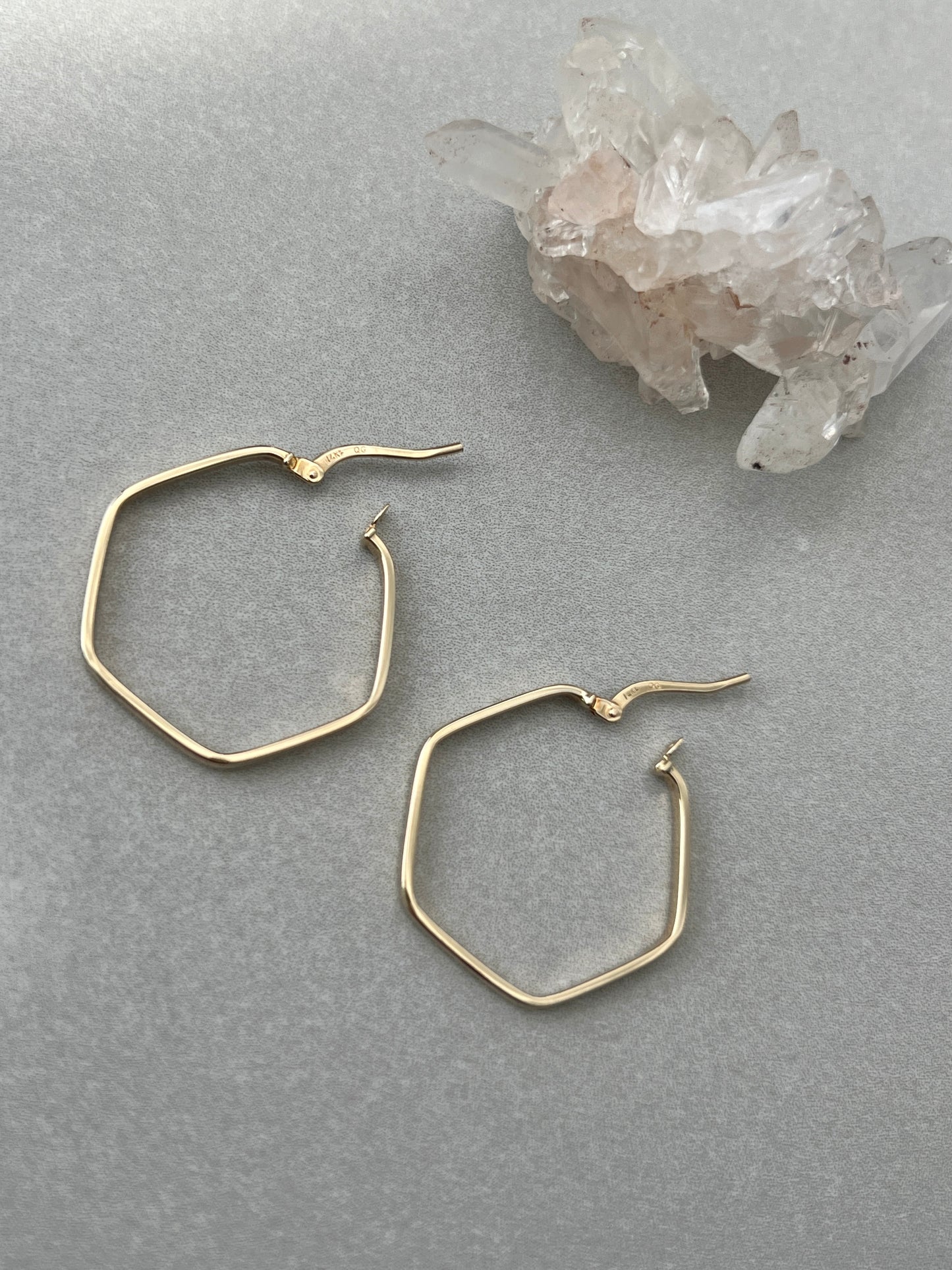 Vintage 14k Gold Hexagonal Hoop Earrings
