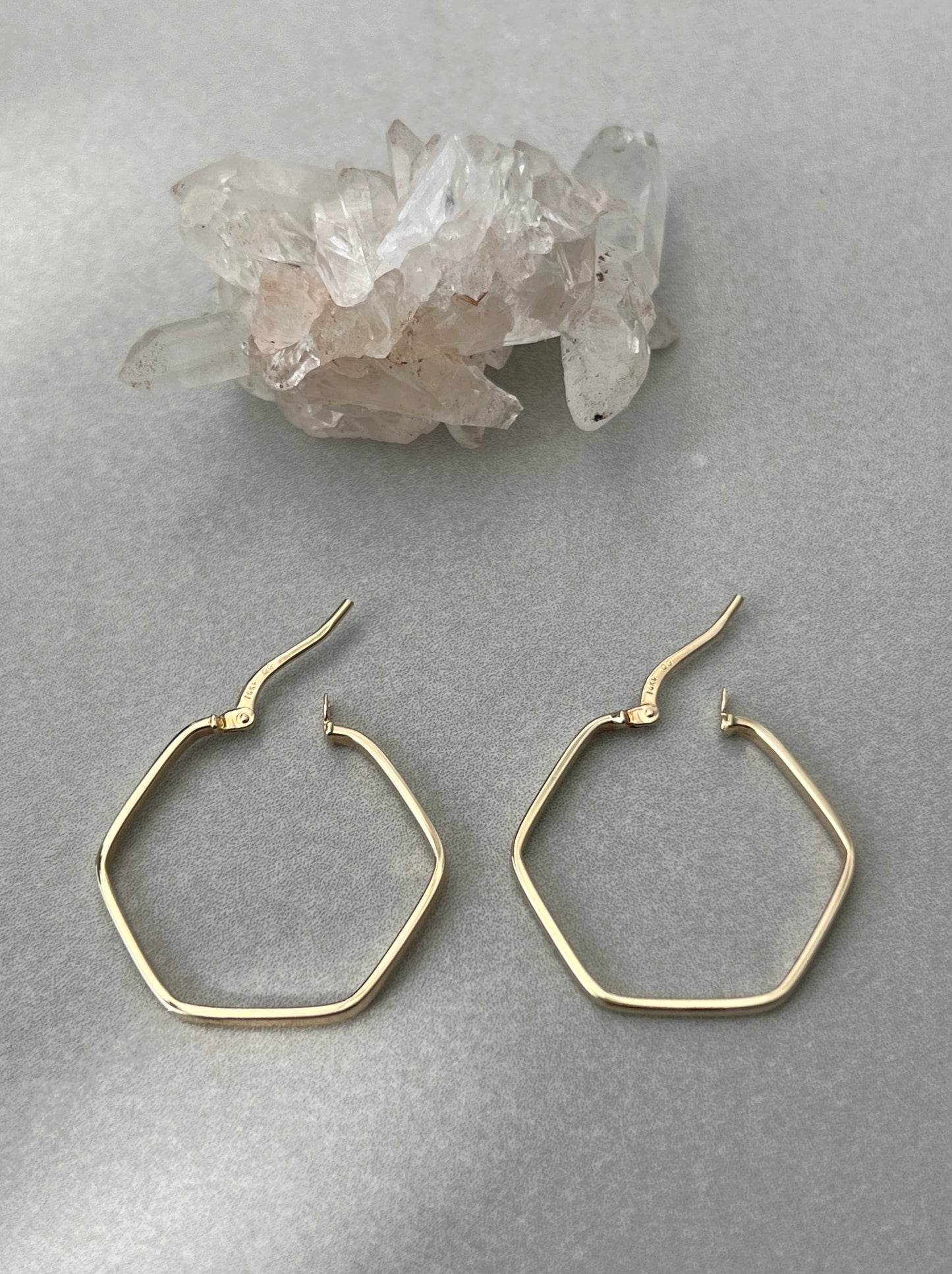 Vintage 14k Gold Hexagonal Hoop Earrings