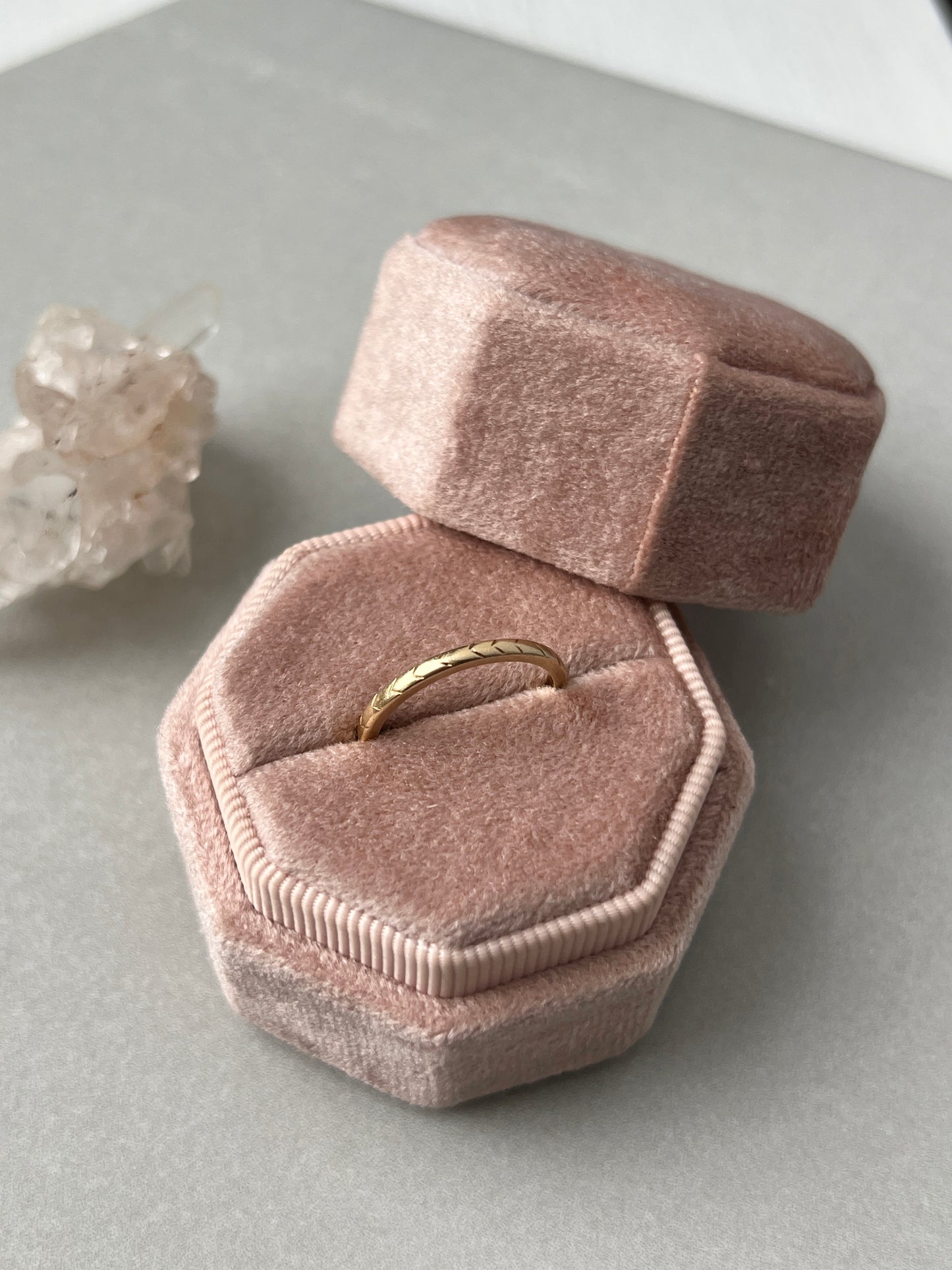 Antique 14K Gold JR Wood & Sons Wheat Band Ring