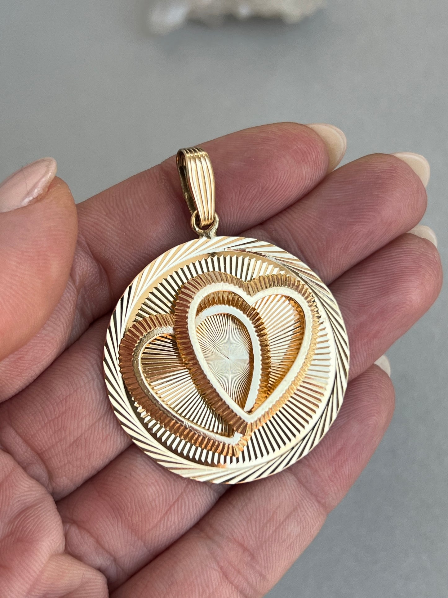 Vintage 14k Gold Engine Turned Interlocking Hearts Pendant