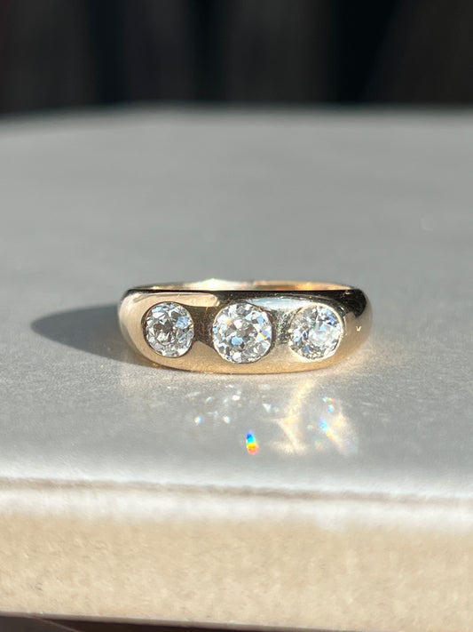 Vintage 14k Gold Old Mine Cut Diamond Trilogy Signet Ring