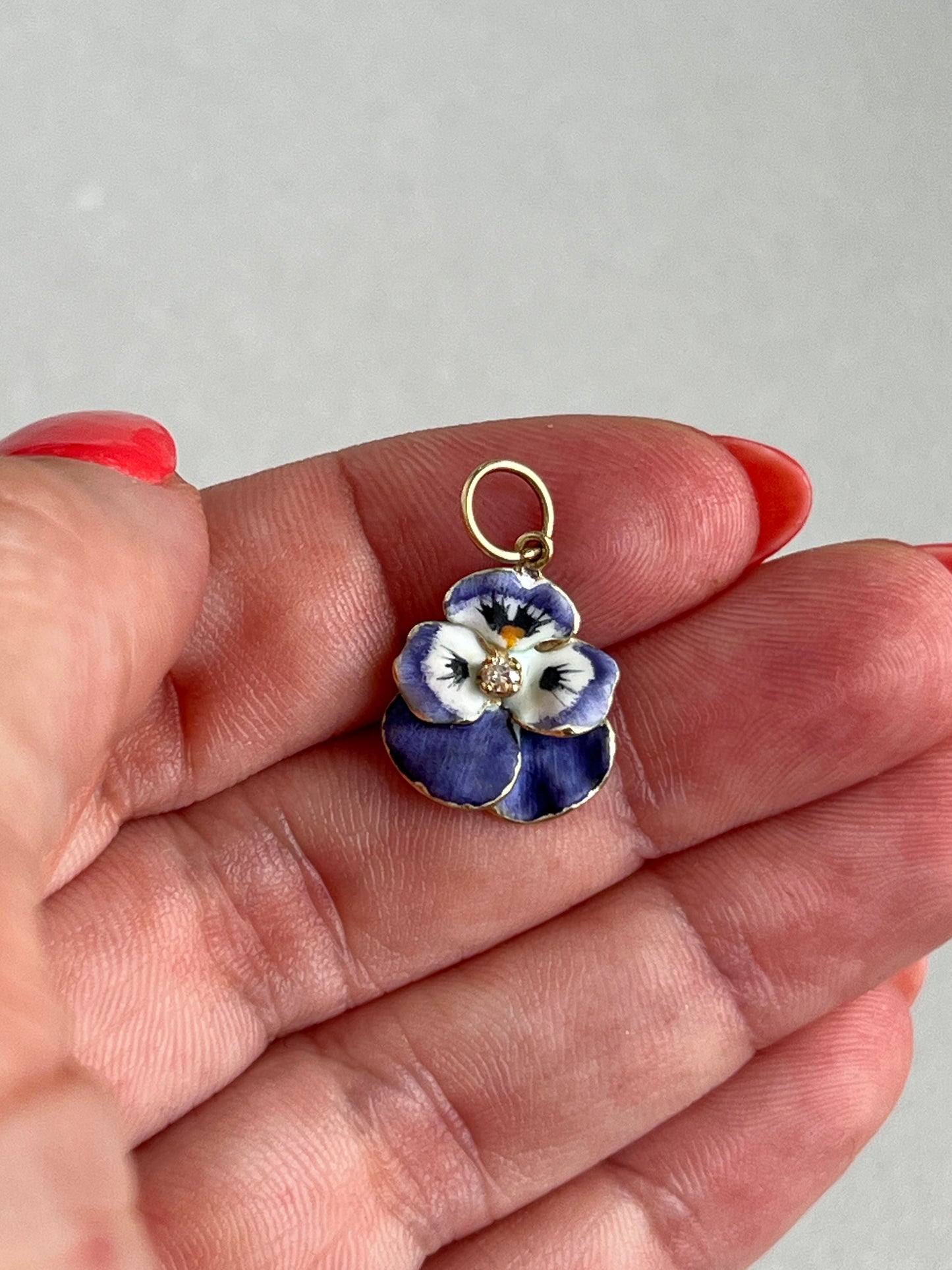Vintage 14k Gold Diamond Accent Enameled Violet Pansy Charm