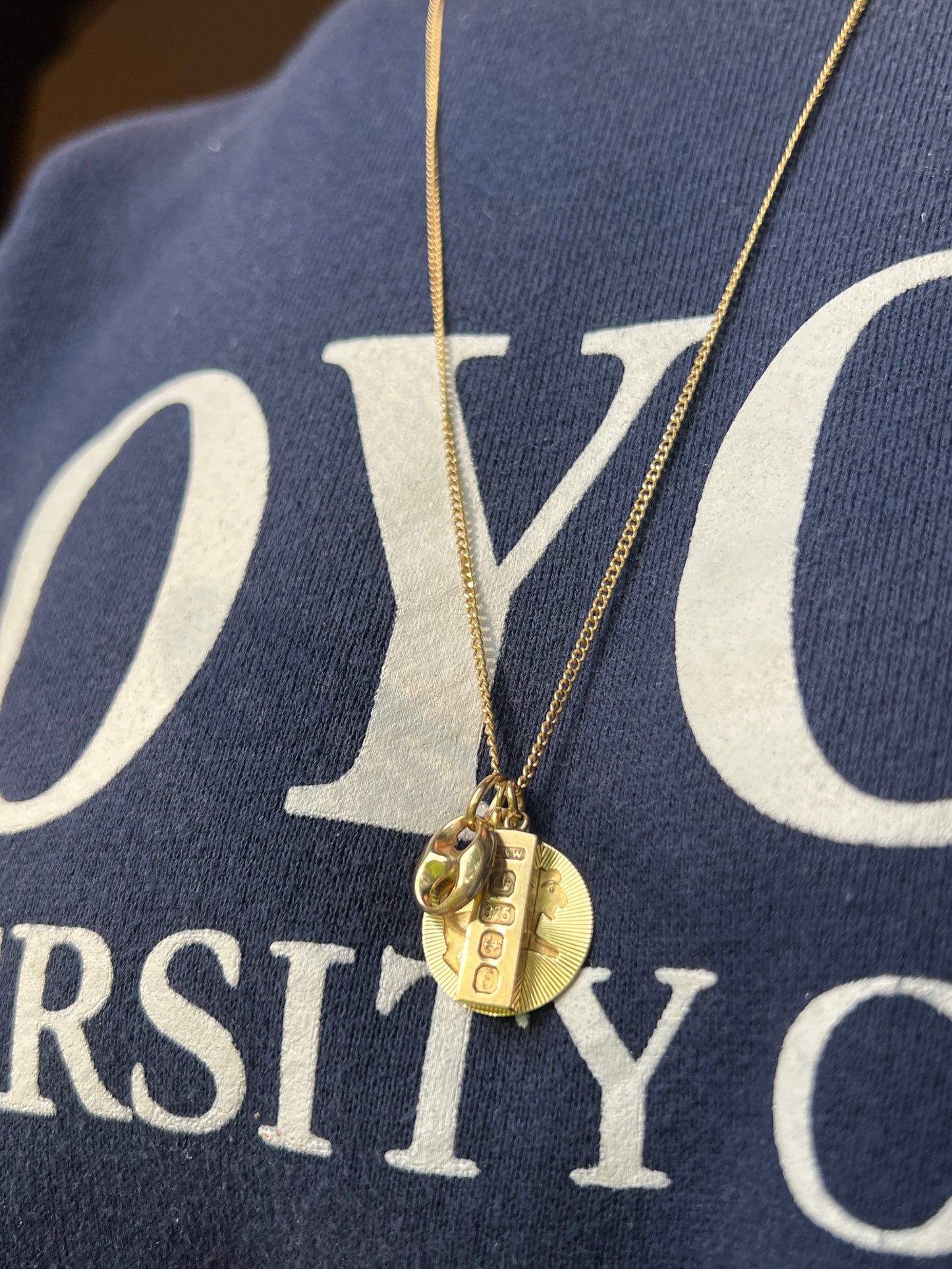 Vintage 14k Gold Engine Turned Celestial Leo Zodiac Charm