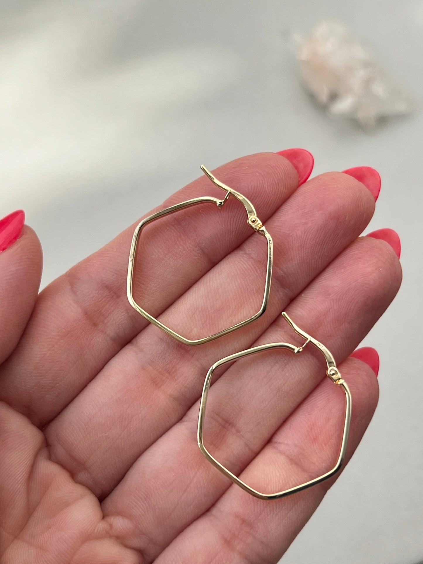 Vintage 14k Gold Hexagonal Hoop Earrings