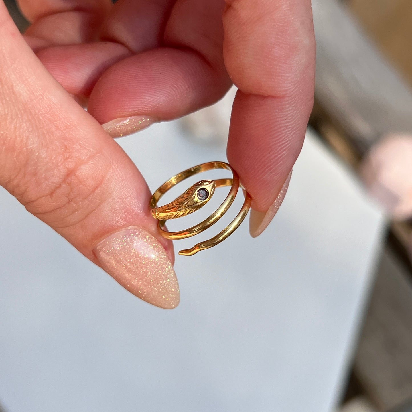 Vintage 18k Gold Coiled Serpent Ring