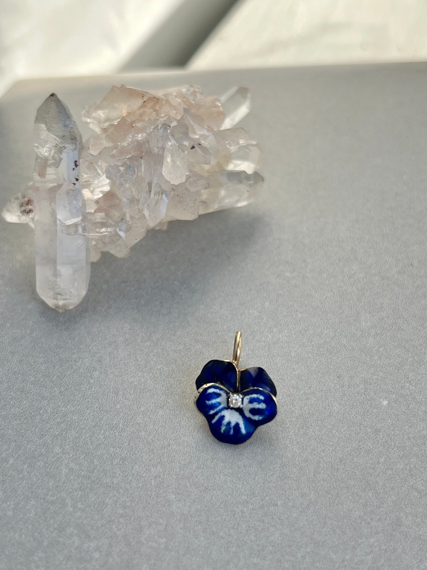 Vintage 14k Gold Diamond Accent Enameled Pansy Charm