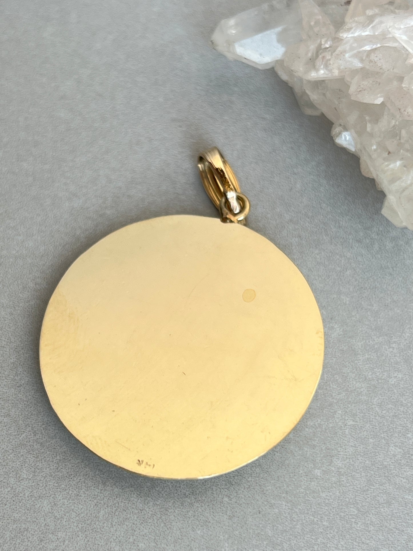 Vintage 14k Gold Engine Turned Interlocking Hearts Pendant