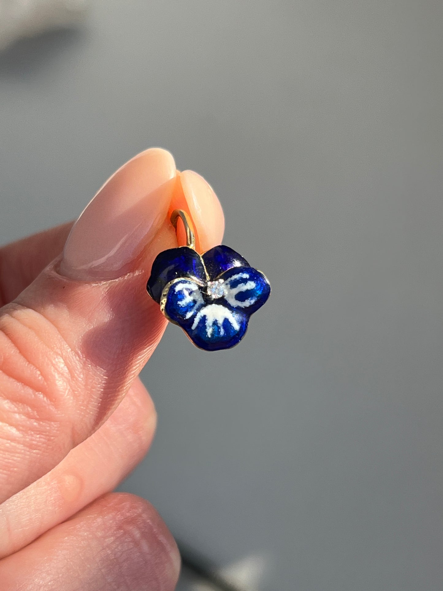 Vintage 14k Gold Diamond Accent Enameled Pansy Charm