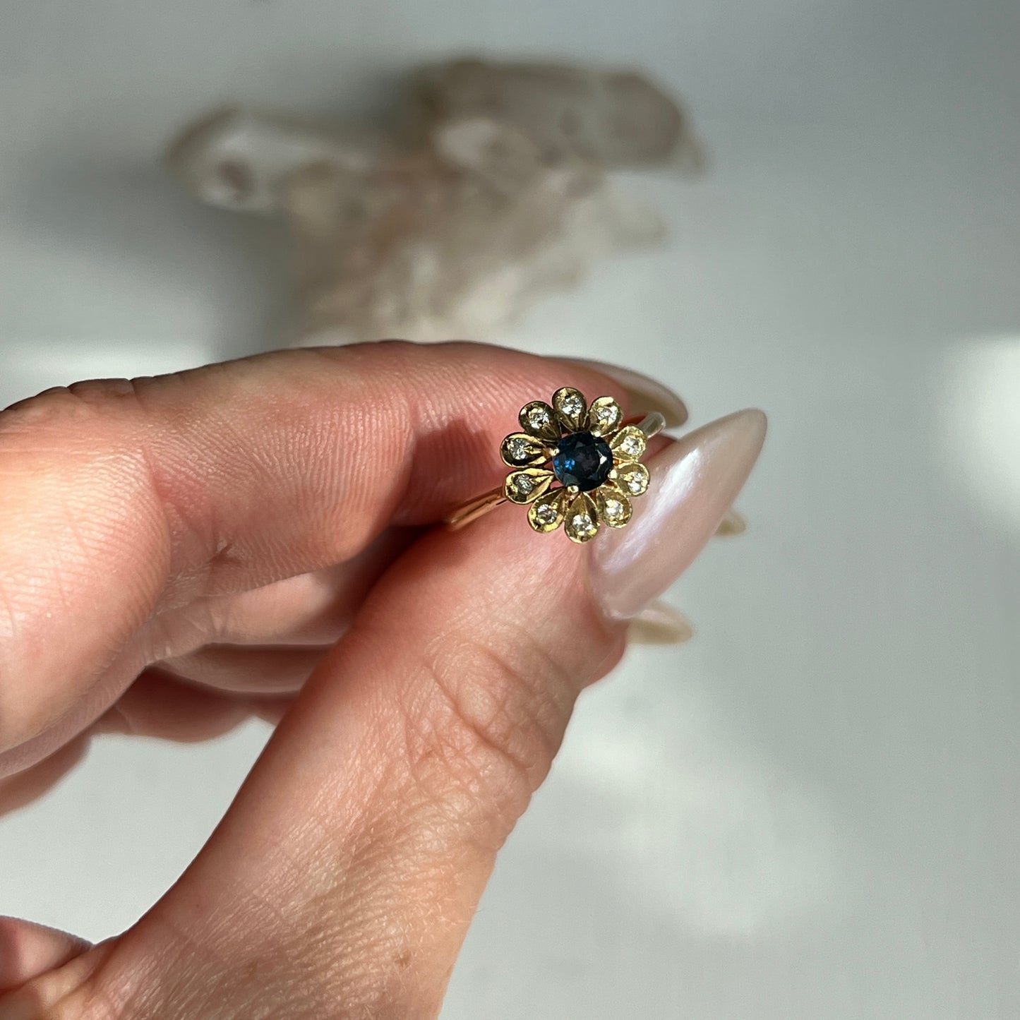 Vintage 14k Gold Sapphire + Diamond Floral Cluster Ring