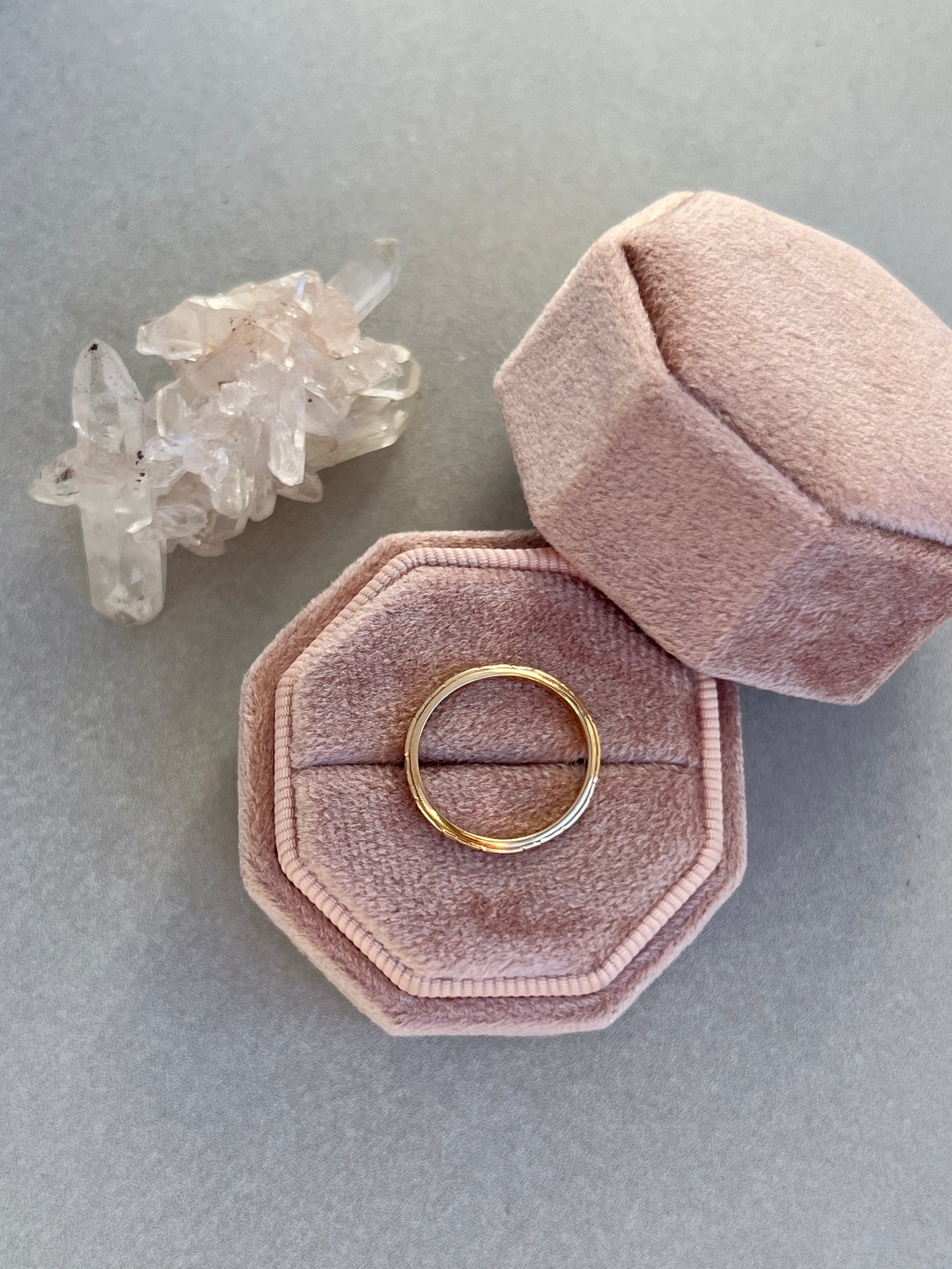 Vintage 14k Gold Skinny Floral Eternity Band