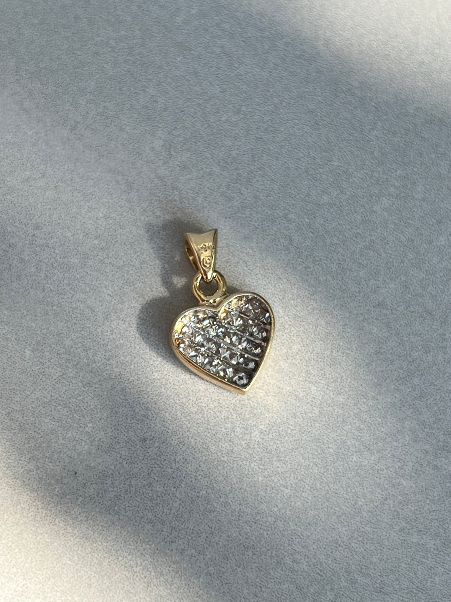 Vintage 14k Gold Princess Cut Invisible Set Diamond Heart Charm
