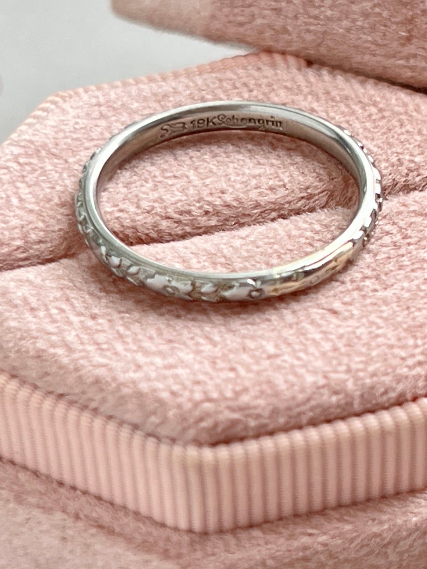 Antique 18k Gold Lohengrin Floral Pattern Eternity Band