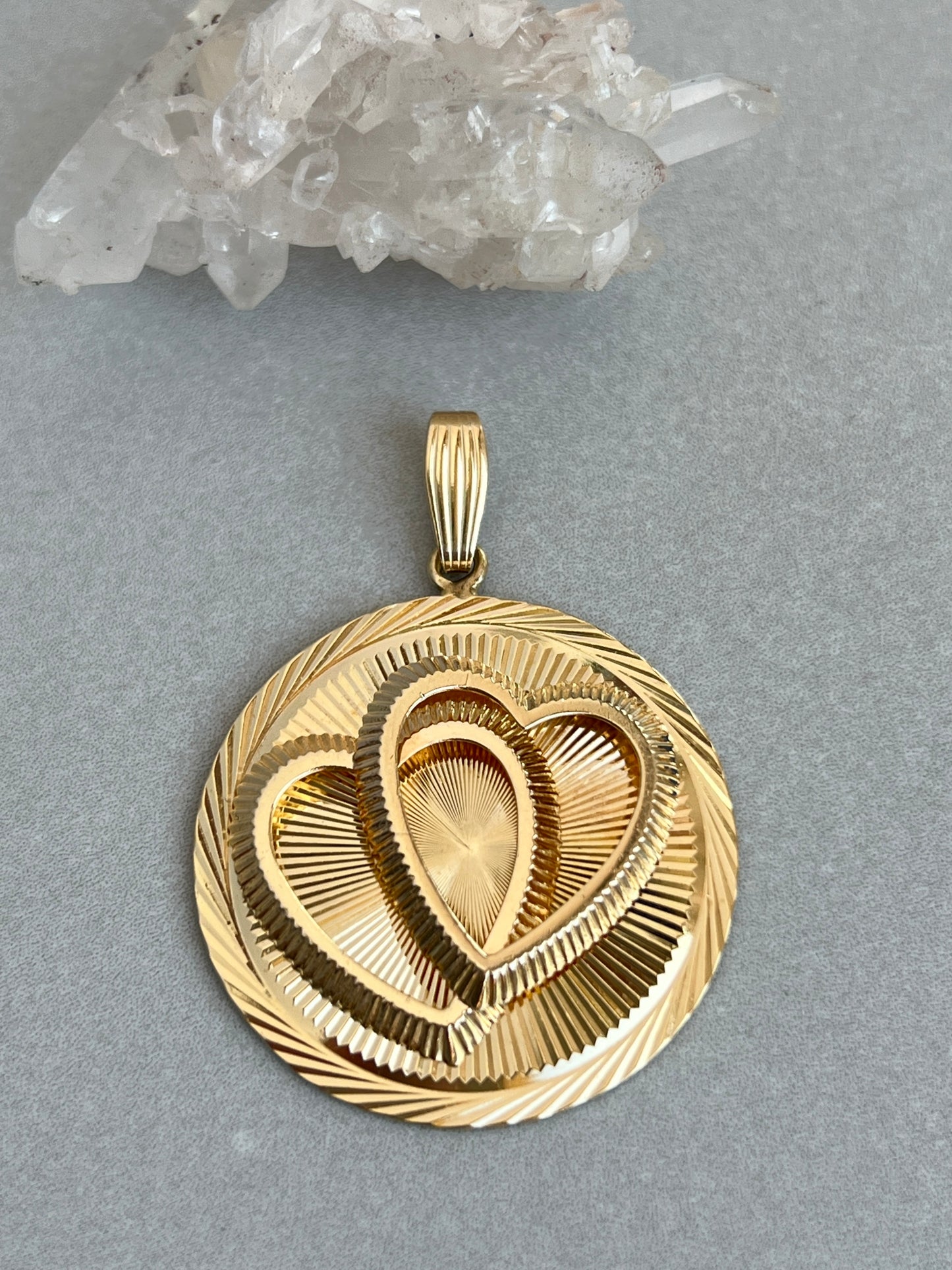 Vintage 14k Gold Engine Turned Interlocking Hearts Pendant