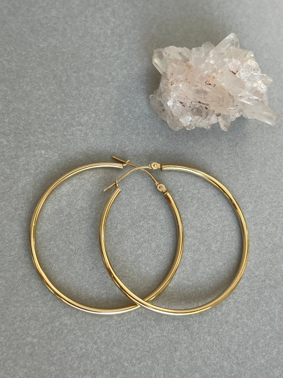 Vintage 14k Gold 1.6” Thin Tube Hoop Earrings
