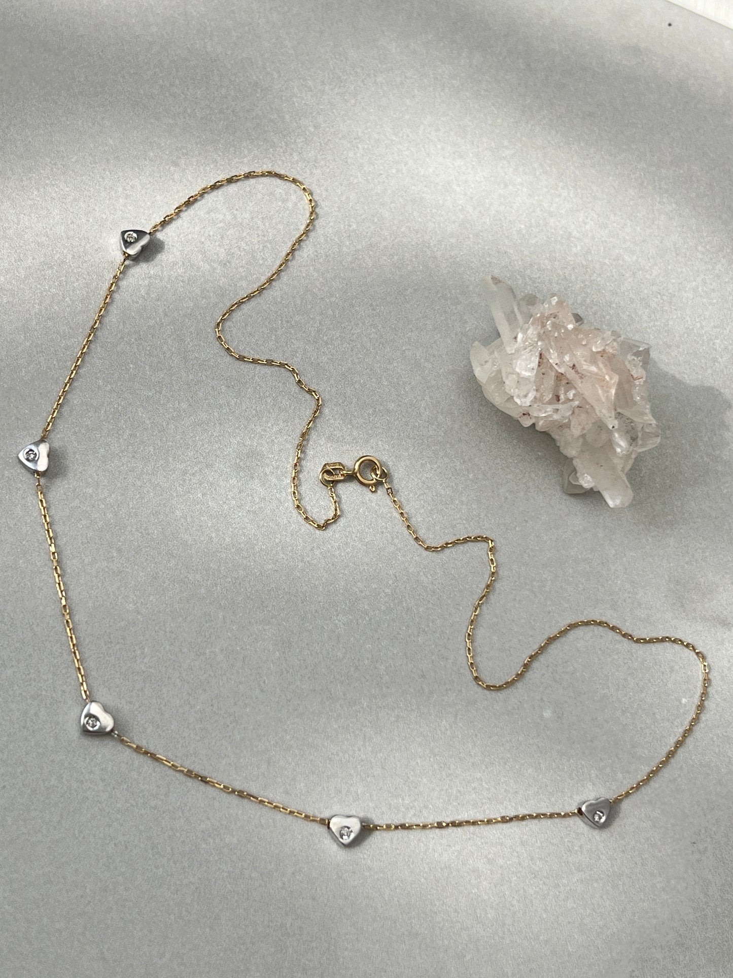 Vintage 14k Gold 17” Hearts & Diamonds Station Chain