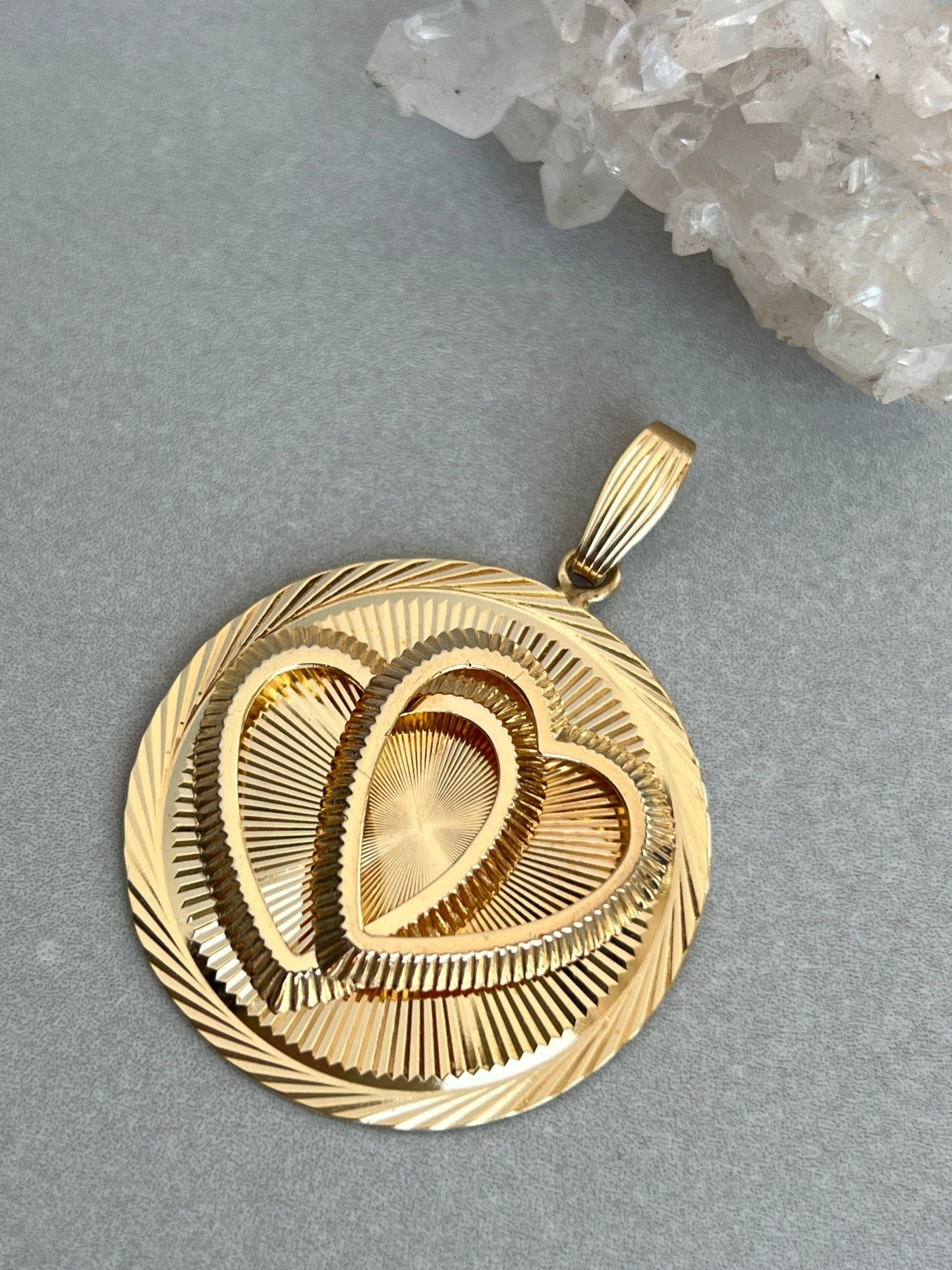 Vintage 14k Gold Engine Turned Interlocking Hearts Pendant