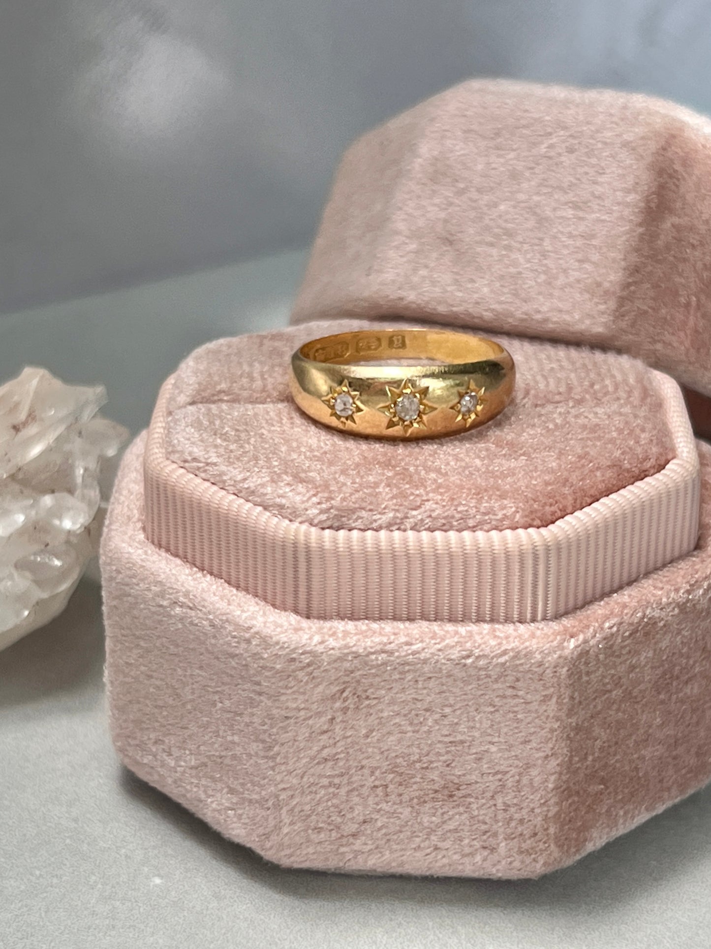 Antique 18k Gold Starburst Old Mine Cut Diamond Trilogy Ring