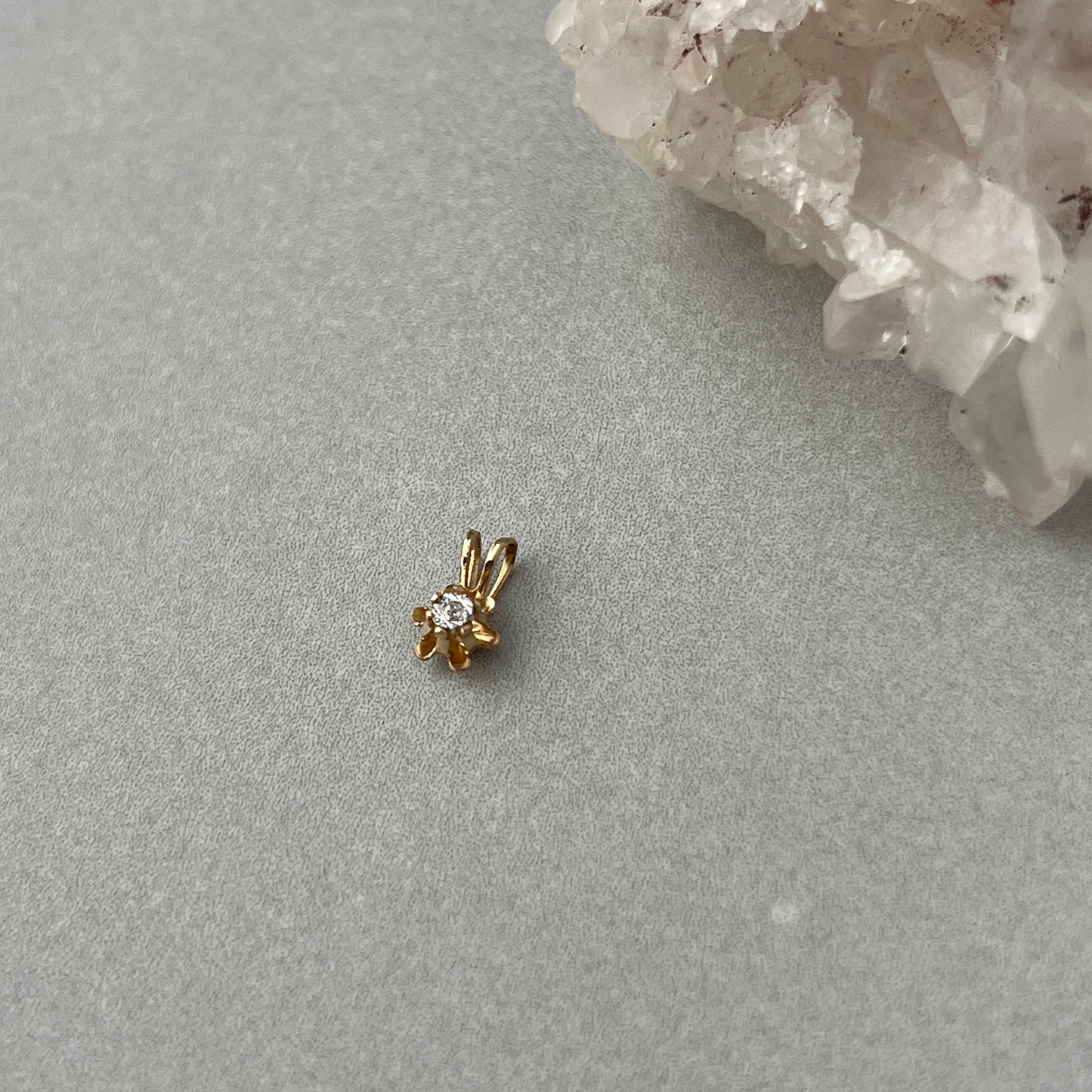 Vintage 14k Gold Diamond Buttercup Charm