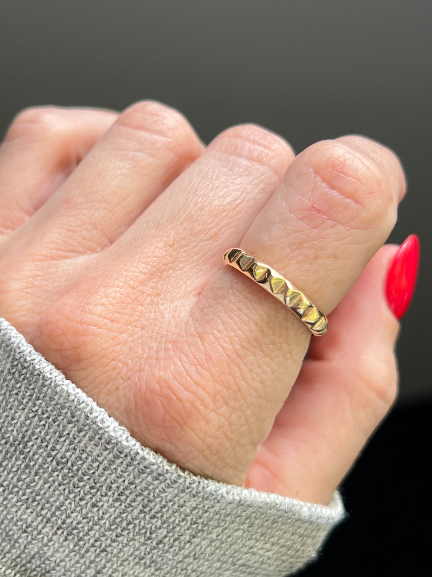 Vintage 14k Gold Spiked Pyramid Eternity Band