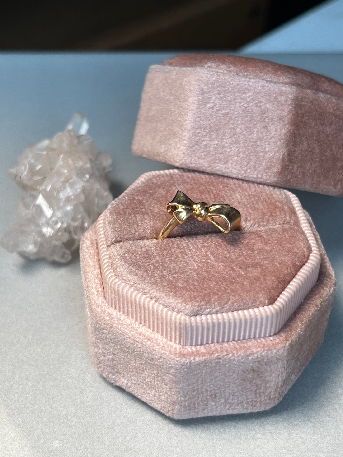 Vintage 14k Gold Bow Ring