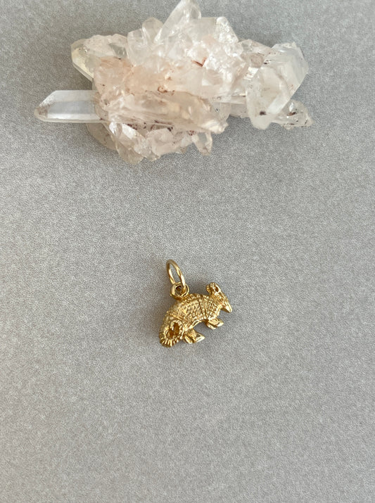 Vintage 14k Gold Figural Armadillo Charm