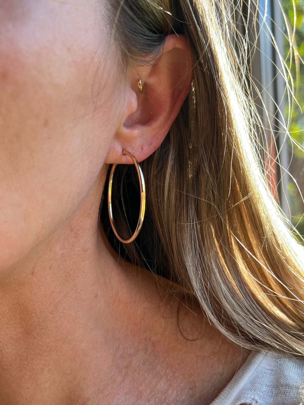 Vintage 14k Gold 1.6” Thin Tube Hoop Earrings