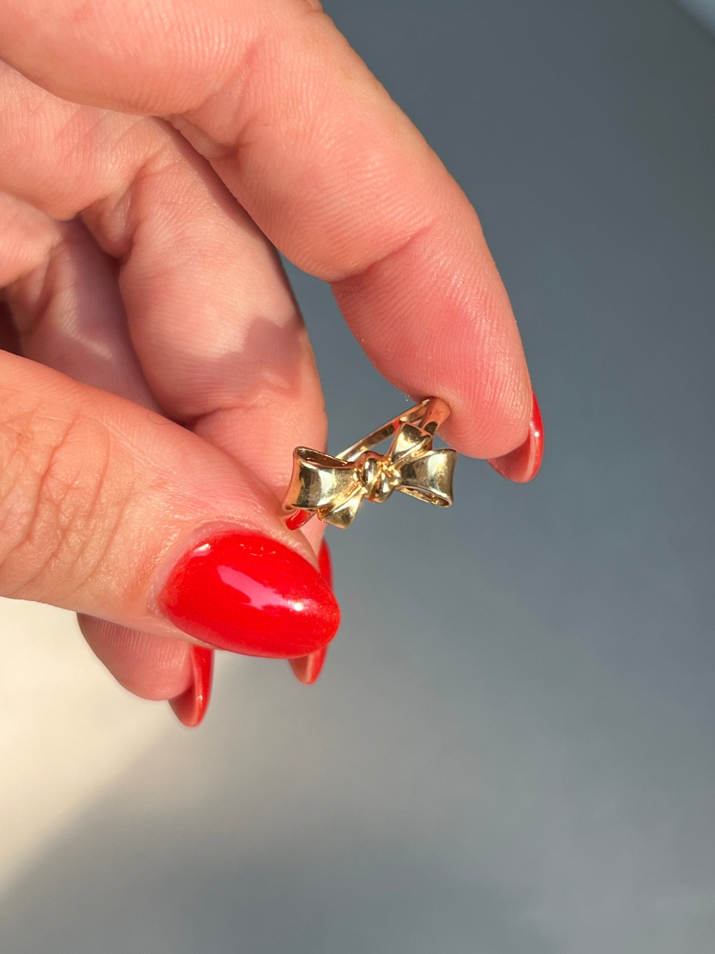 Vintage 14k Gold Bow Ring