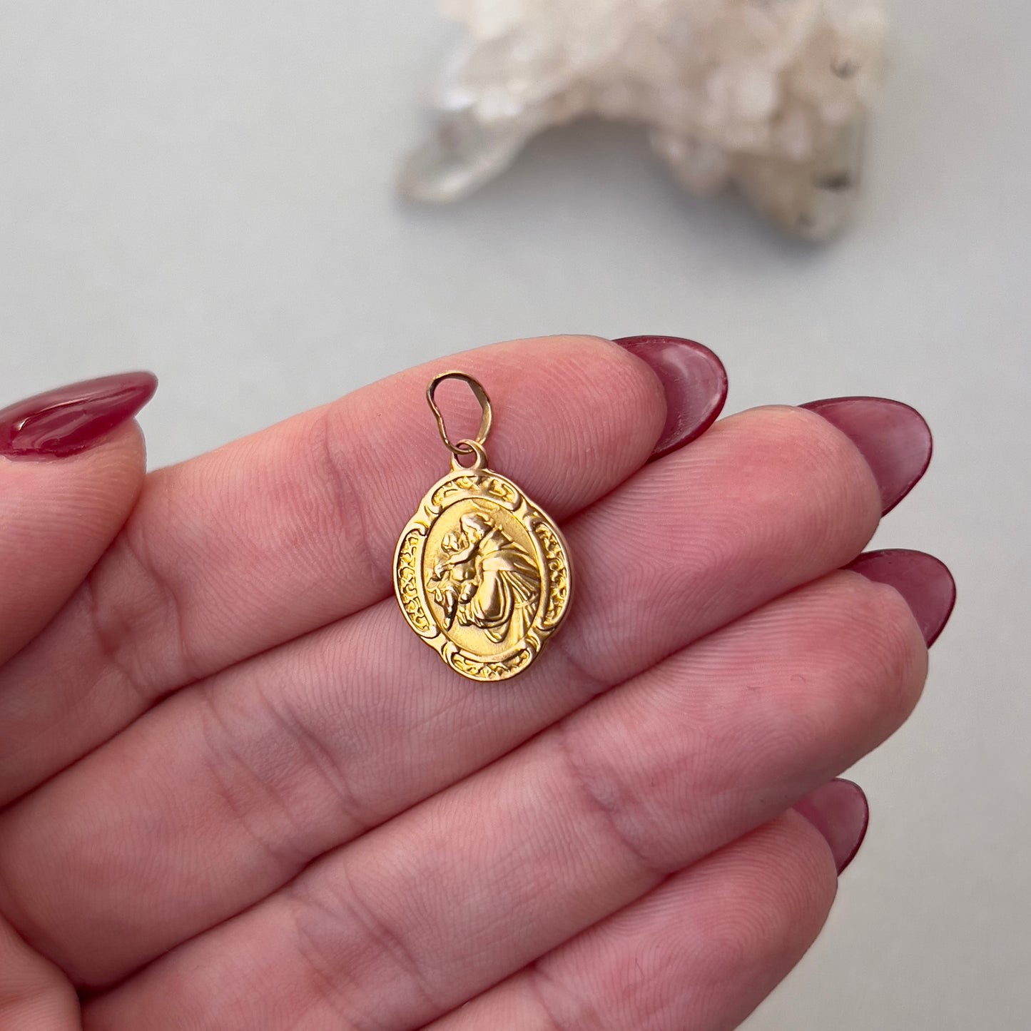 Vintage 18k Gold St Anthony Charm