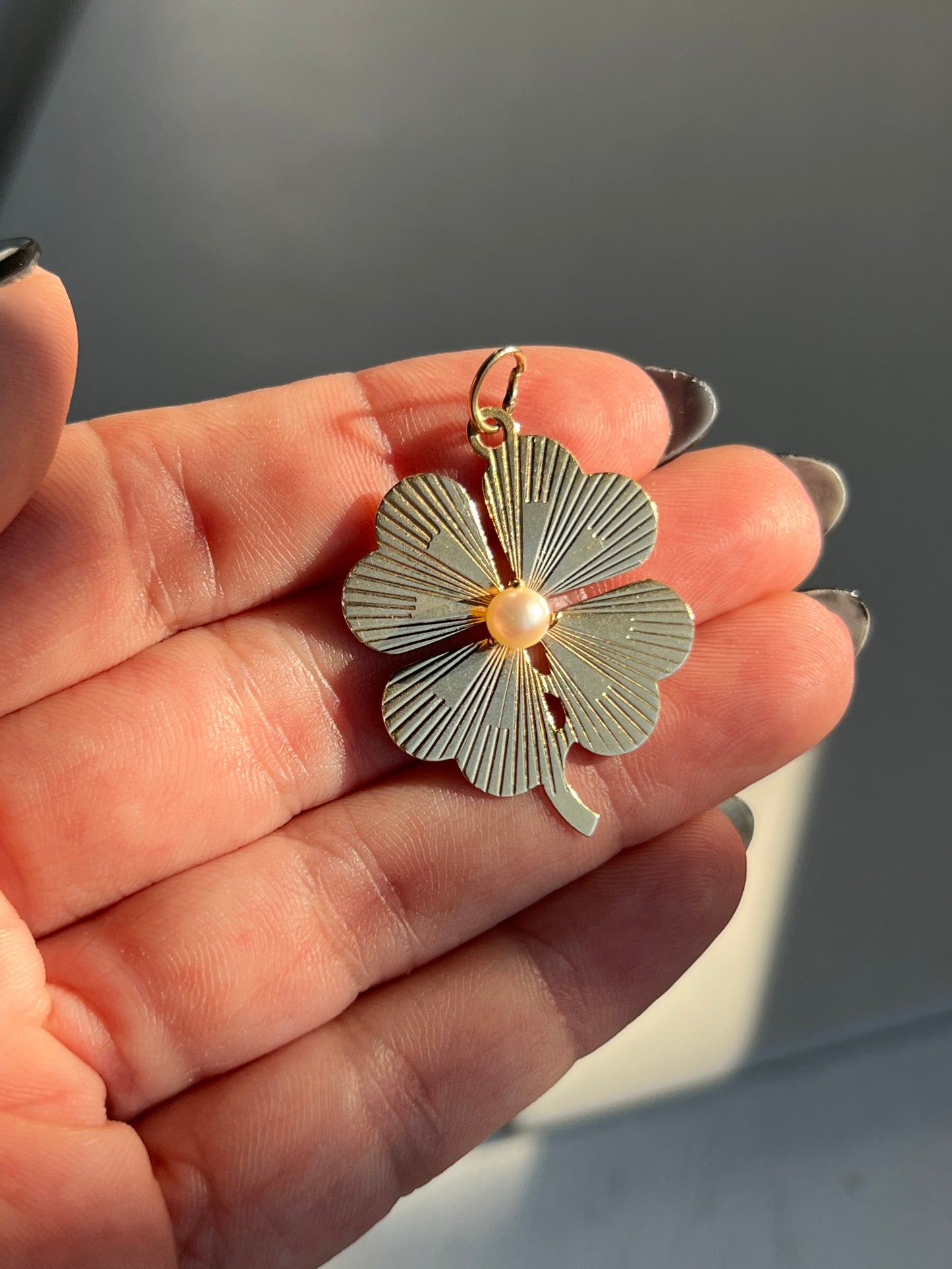 Vintage 14k Gold Engine Turned Lucky Shamrock Charm with Pearl