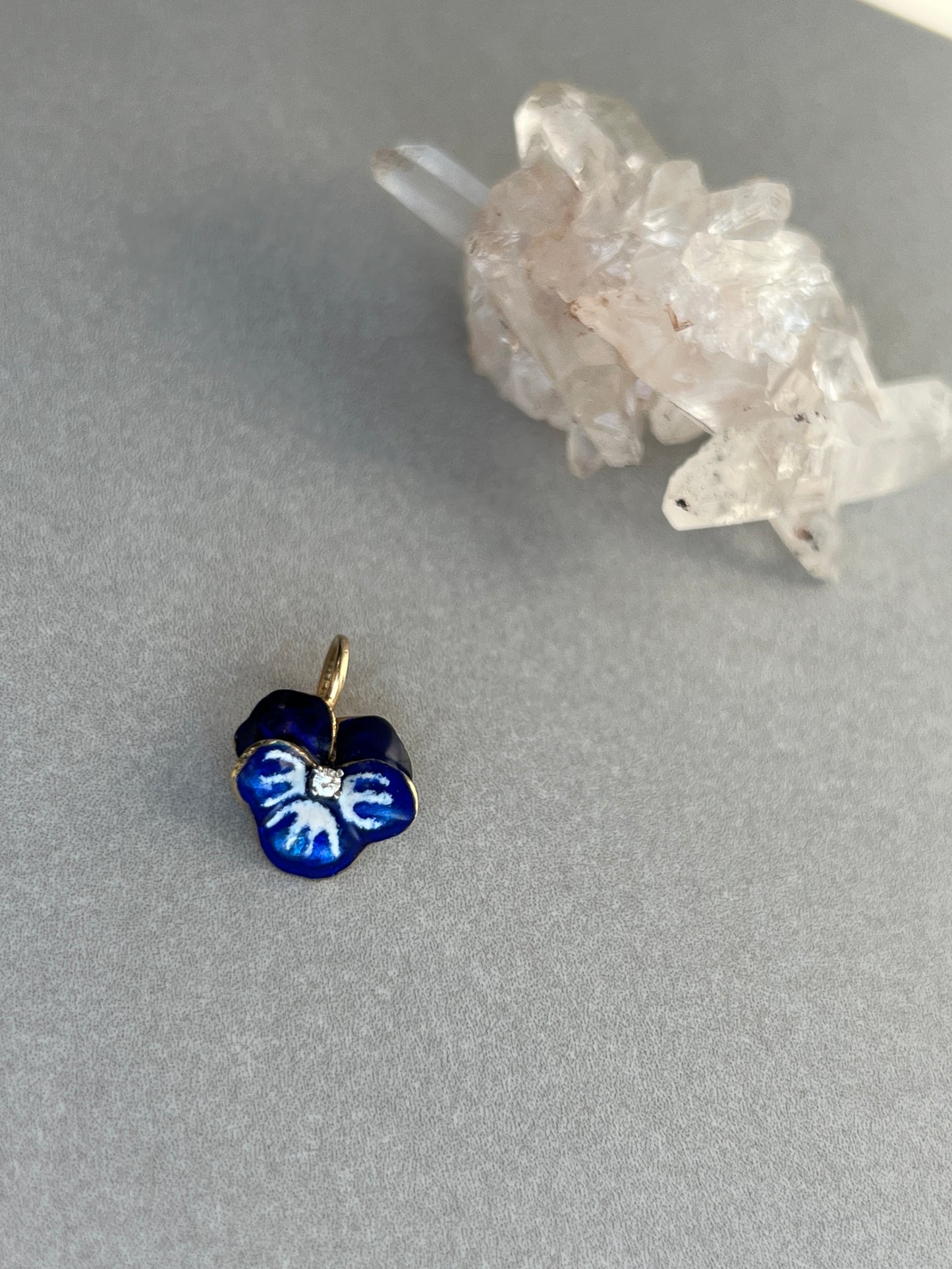 Vintage 14k Gold Diamond Accent Enameled Pansy Charm