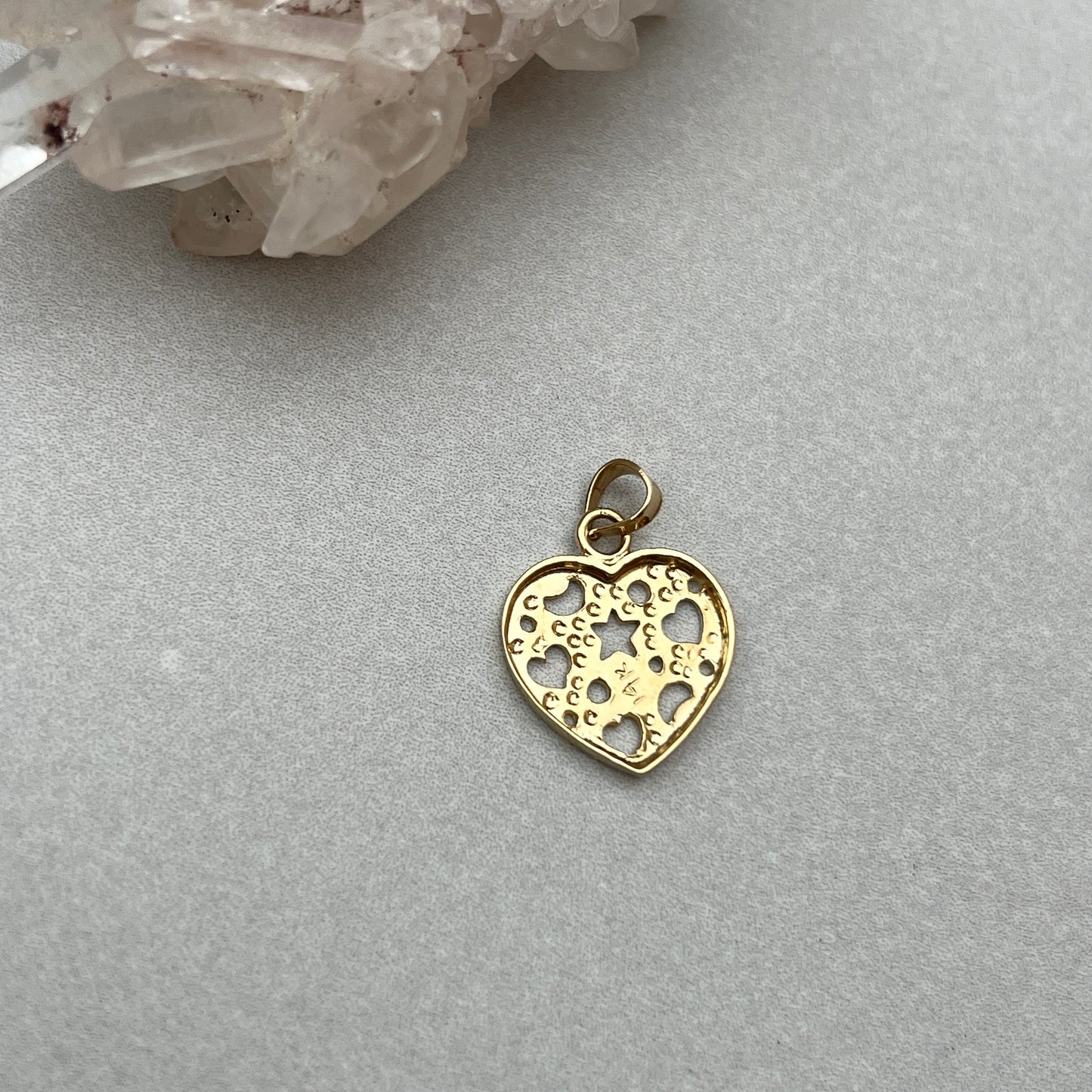 Vintage 14k Gold Heart Cutouts Charm