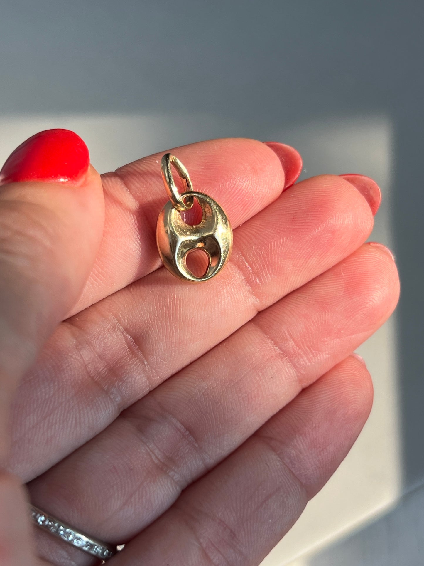 Vintage 14k Yellow Gold Puffy Mariner Link Charm