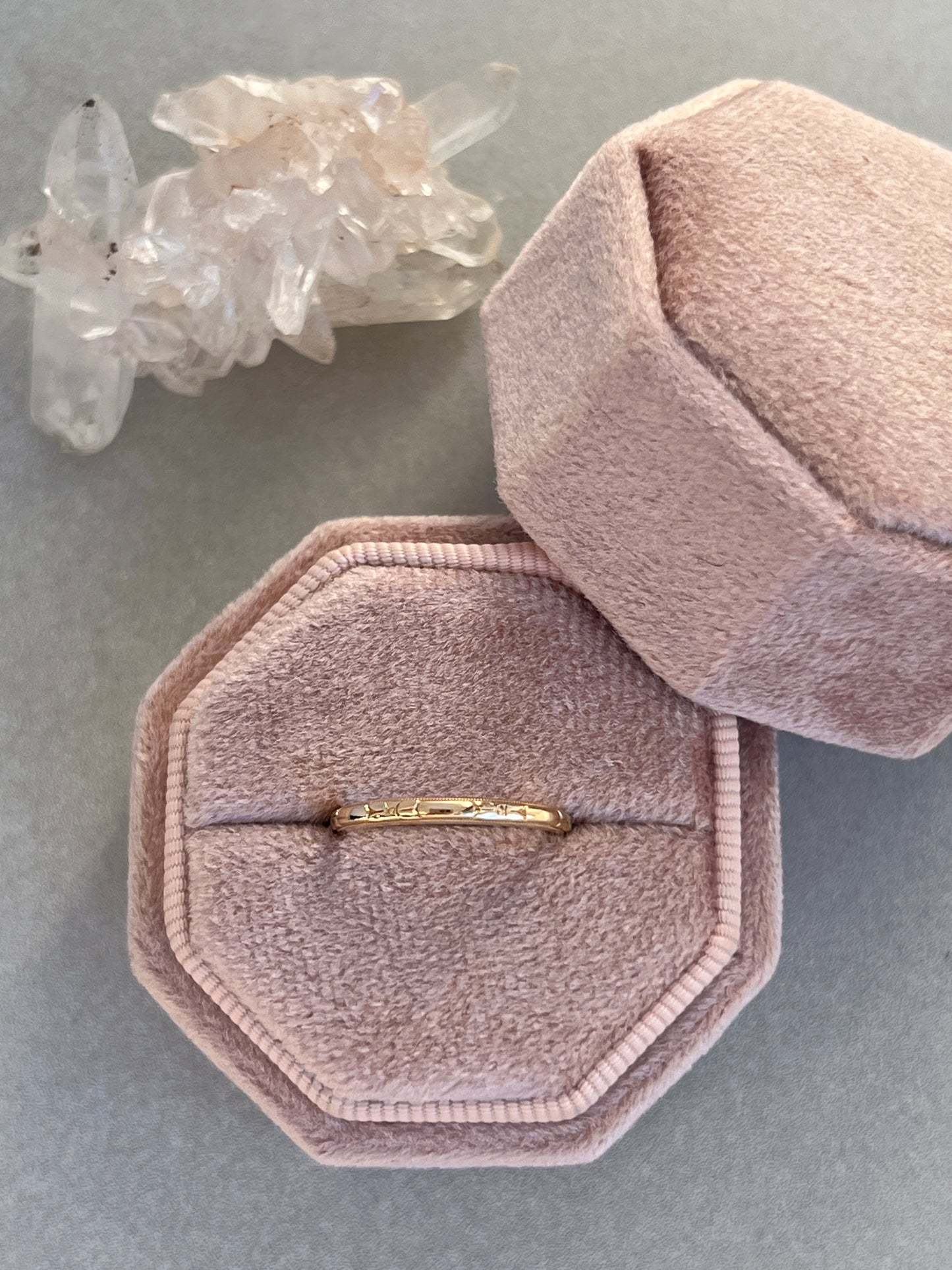 Vintage 14k Gold Skinny Floral Eternity Band