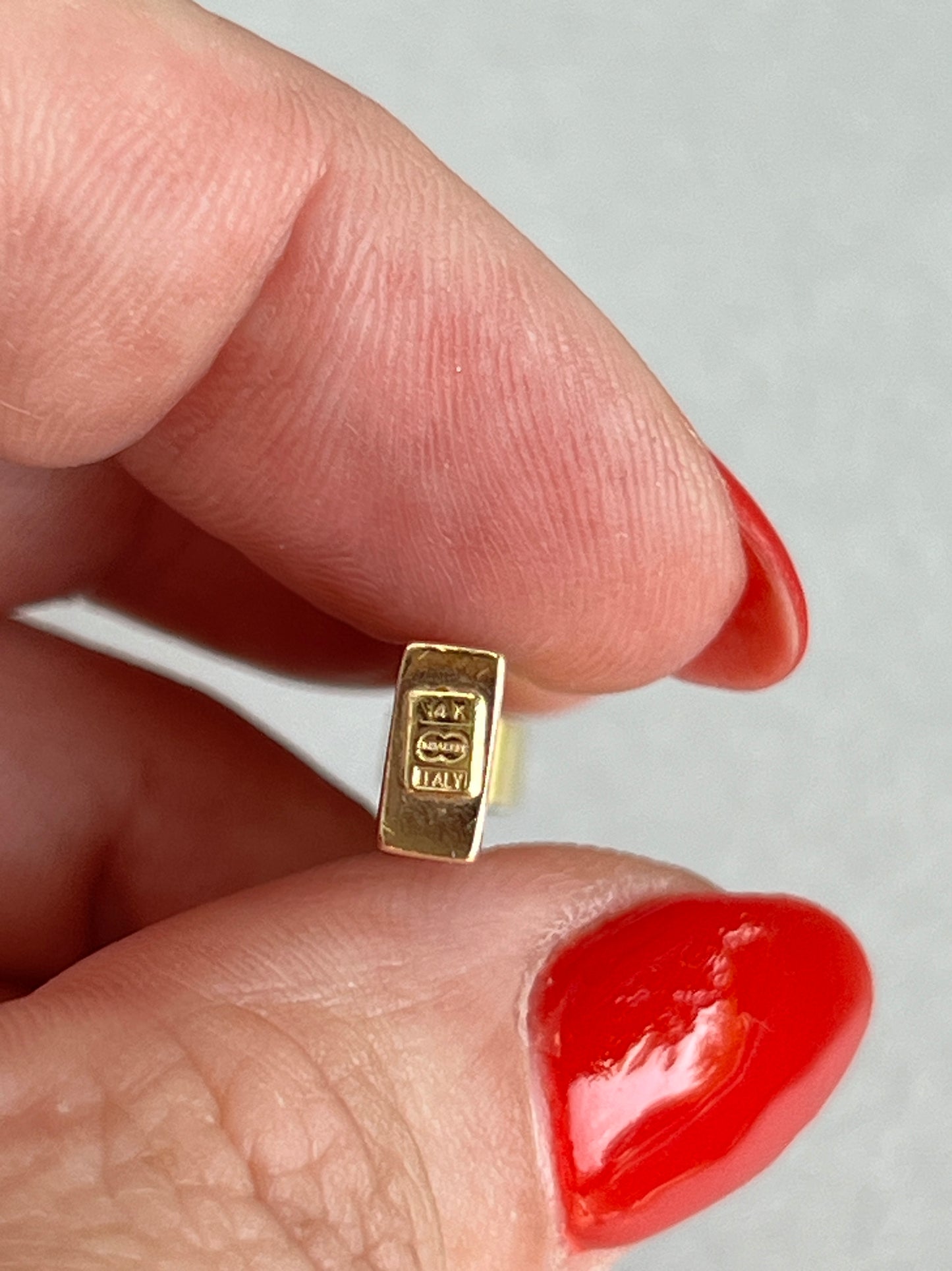 Vintage 14k Gold Engine Turned Cross by Unoaerre Italy