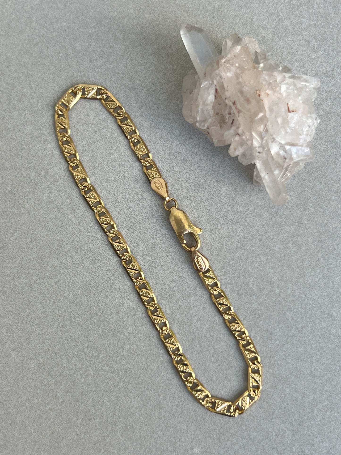 Vintage 14k Gold 6.75” Quilted Anchor/Mariner Link Bracelet