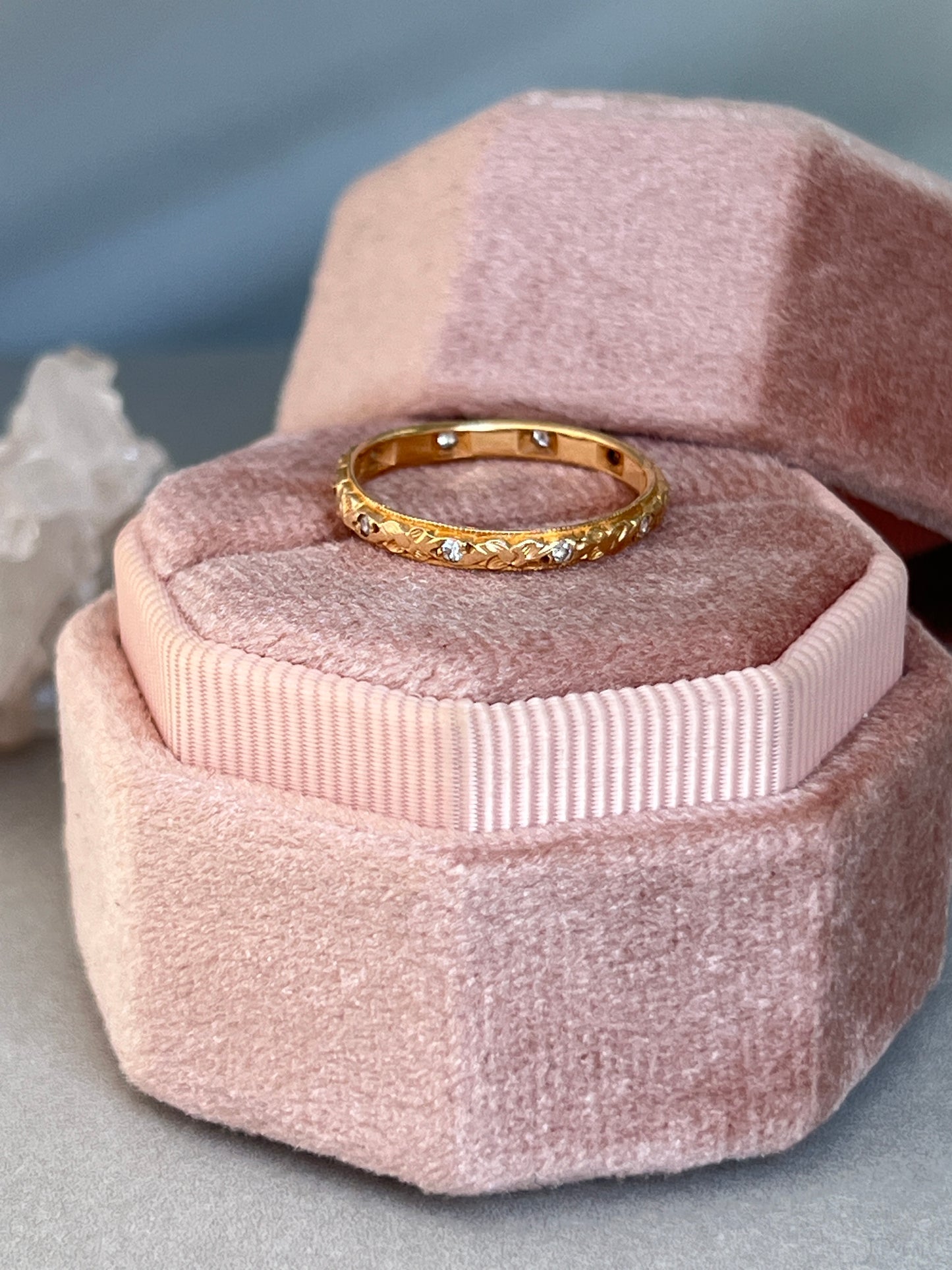 Vintage 14k Gold Diamond Accent Floral Eternity Band