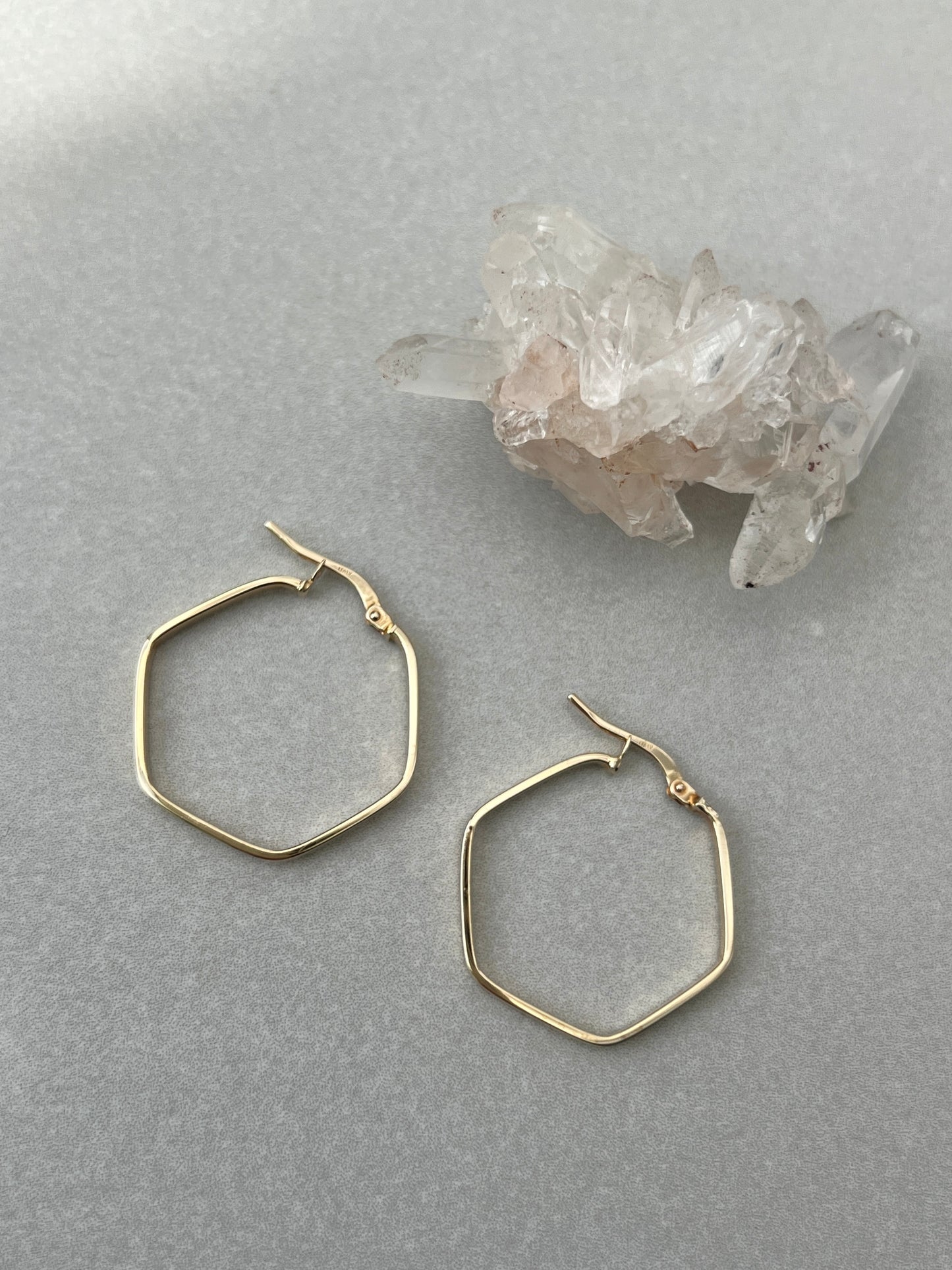 Vintage 14k Gold Hexagonal Hoop Earrings