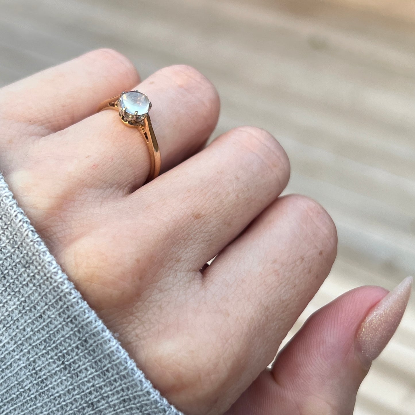 Antique 9k + Platinum Moonstone Cabochon Ring