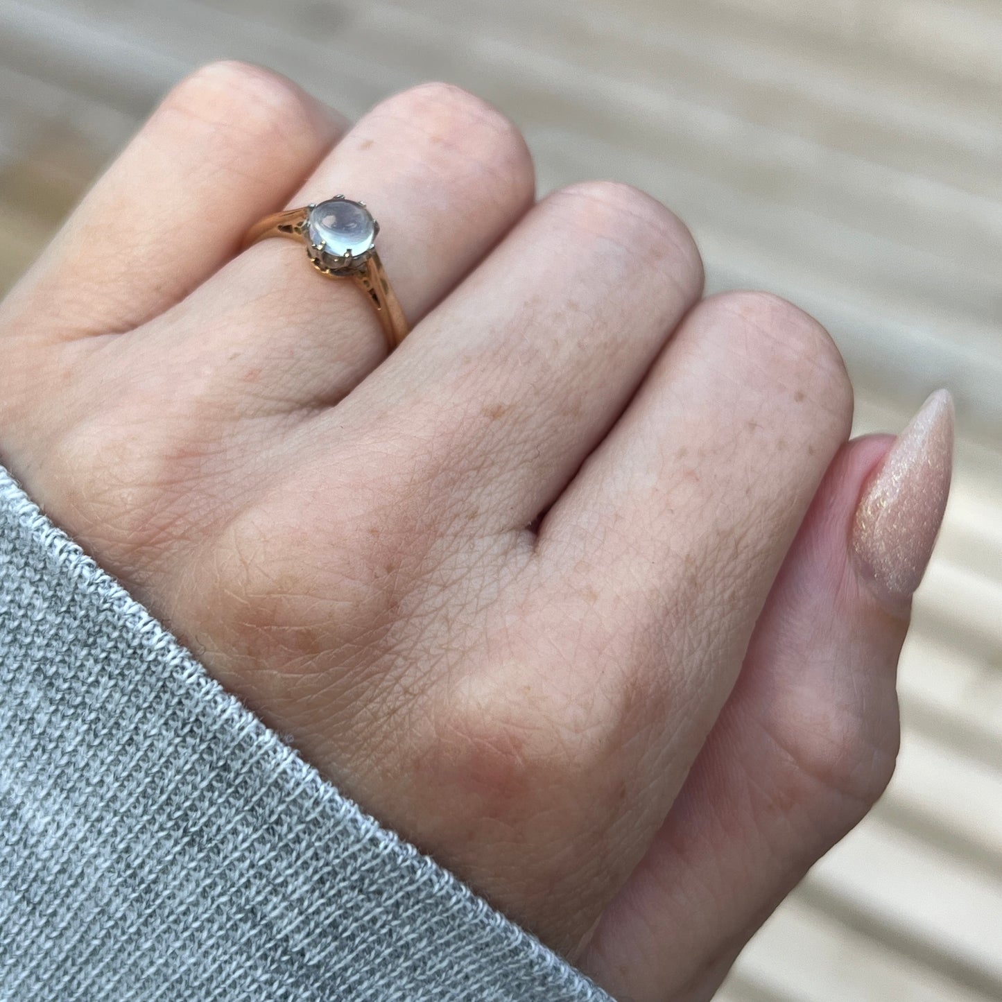 Antique 9k + Platinum Moonstone Cabochon Ring