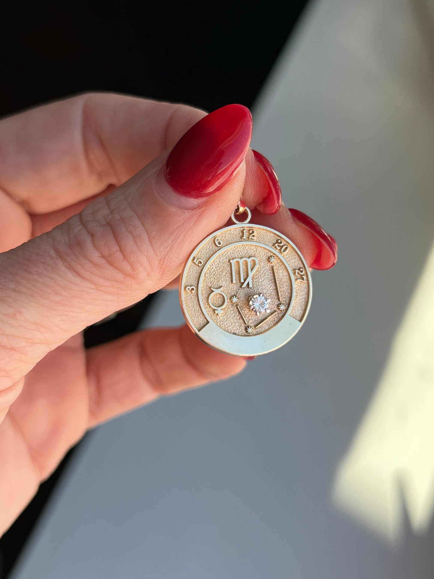 Vintage Roberts & Belk Virgo Celestial Zodiac Diamond Accent Pendant in 14k Yellow Gold