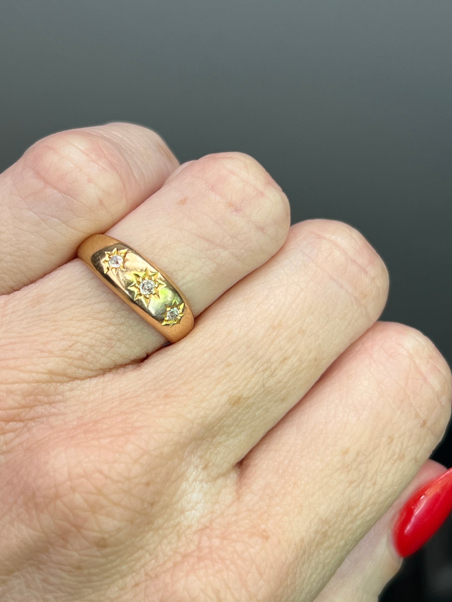 Antique 18k Gold Starburst Old Mine Cut Diamond Trilogy Ring